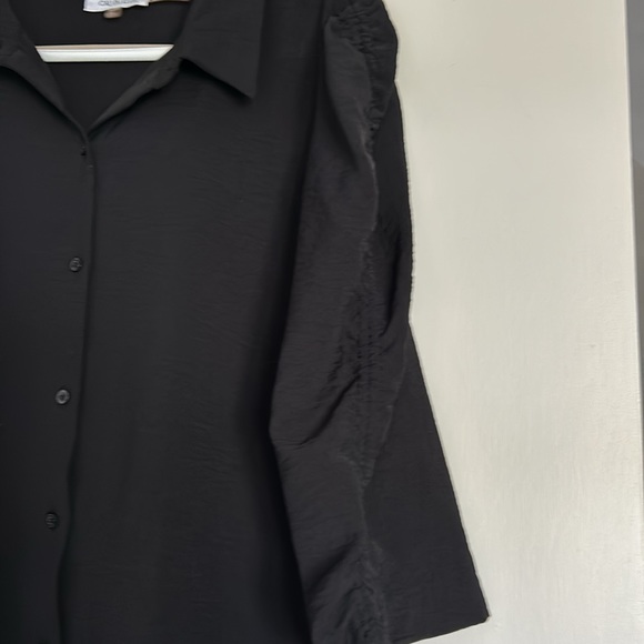 Calvin Klein Blouse - Picture 3 of 6